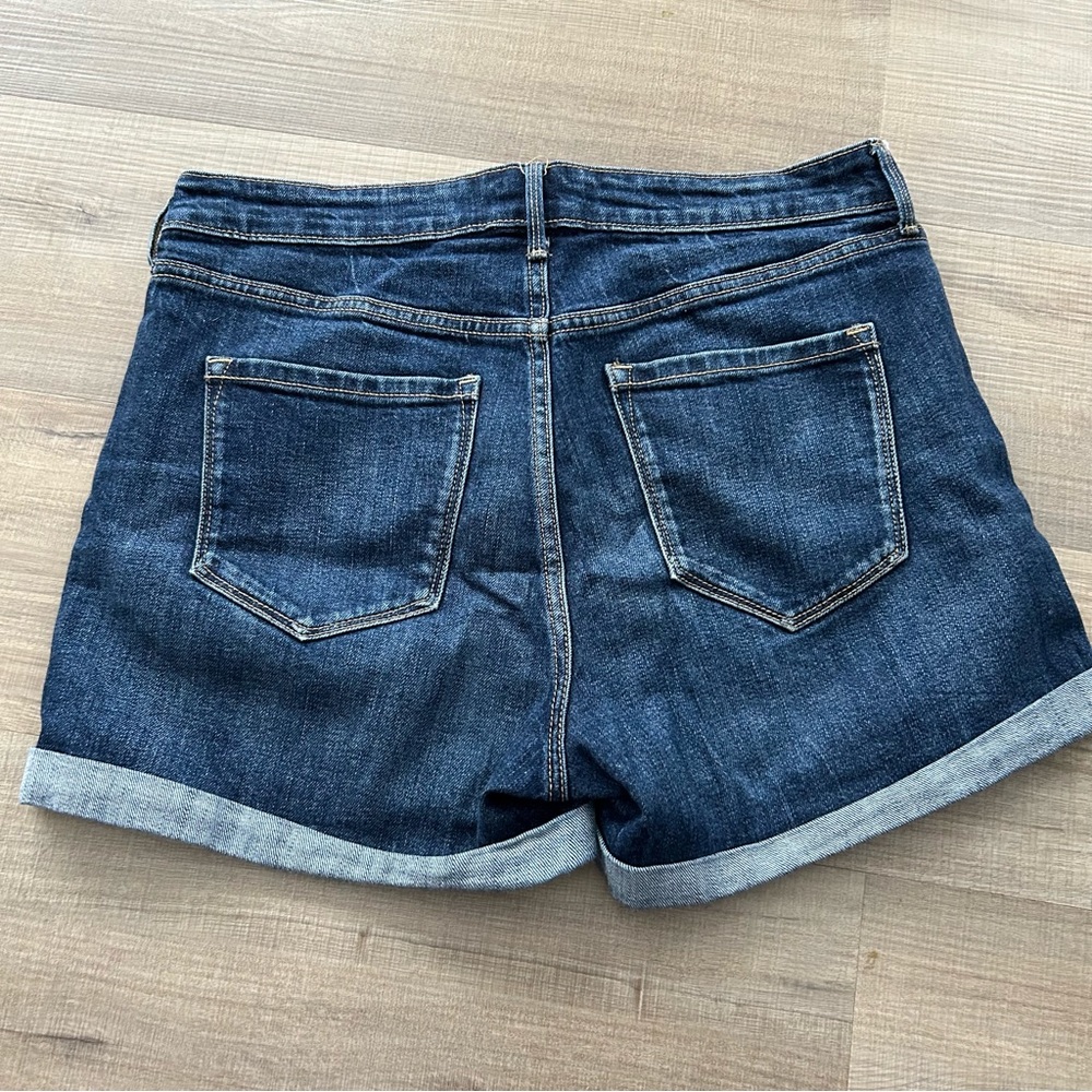 Old Navy High Rise Distressed Jean Shorts - Picture 5 of 8